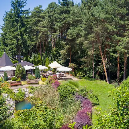 Gyoengye-az Erdo Szallodaja Hotel 3*