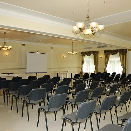 Gyoengye-az Erdo Szallodaja